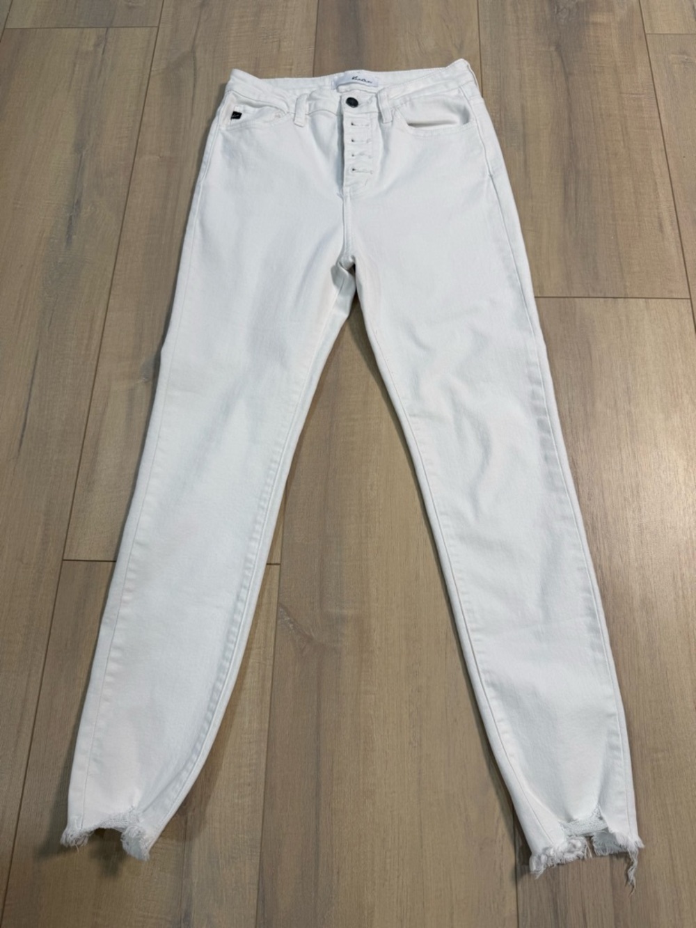 KanCan White High-Rise Button-Fly Skinny Jeans with Frayed Hem